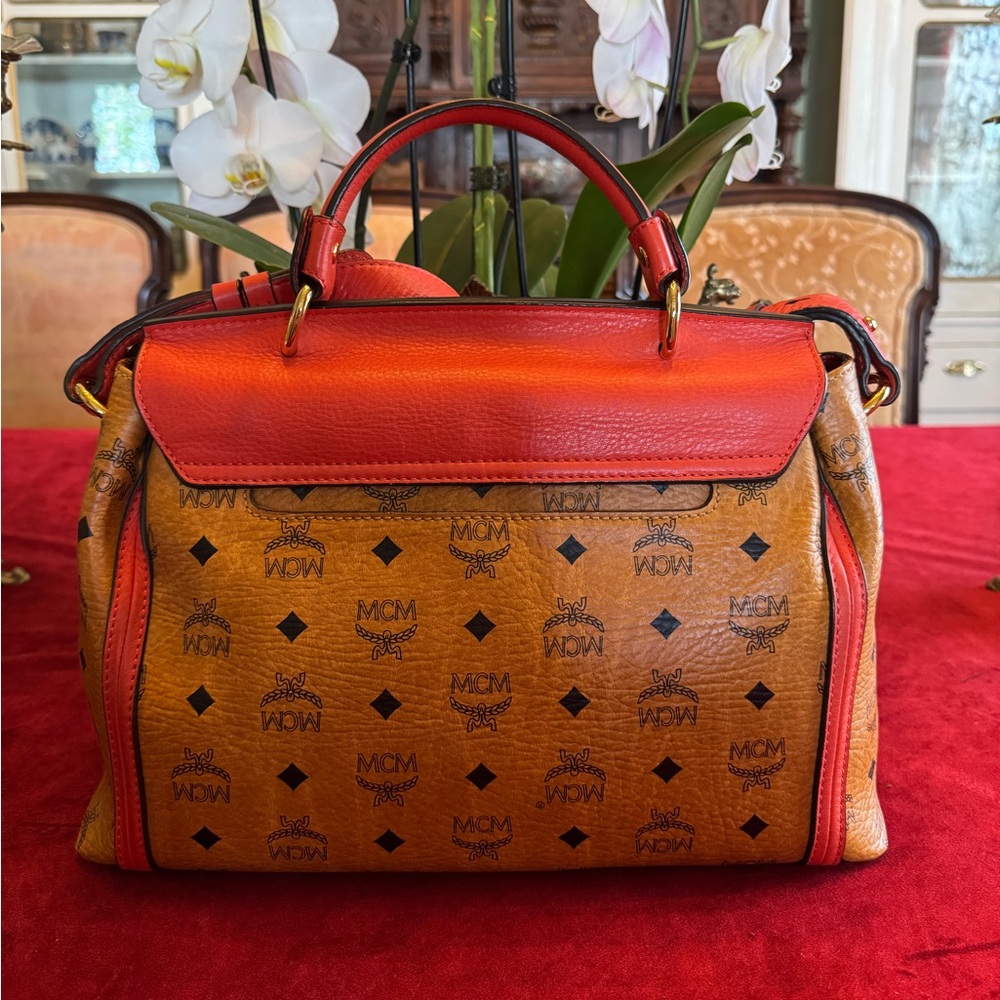 💯 Guaranteed Authentic MCM Top Handle / Crossbody Bag - Picture 4 of 16